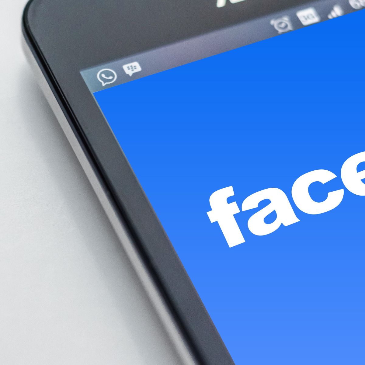 Facebook csoport szakmabelieknek